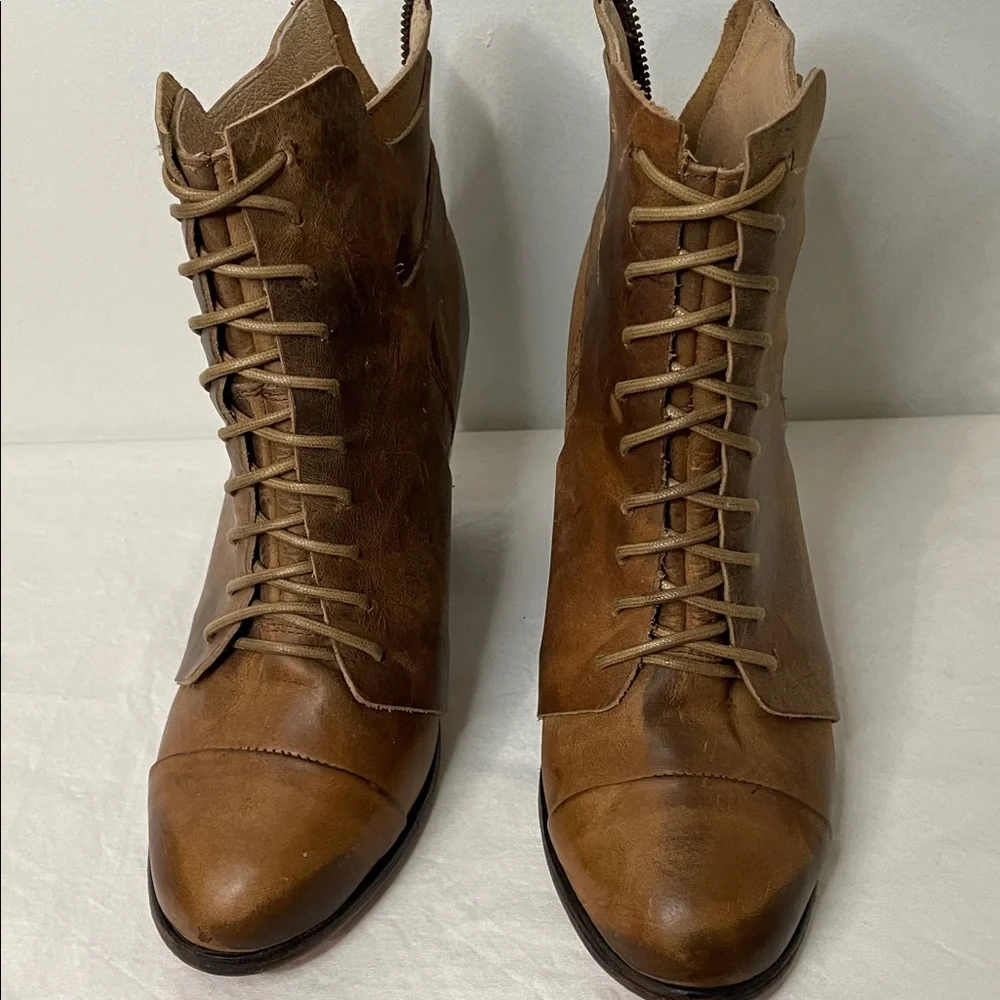 Freebird by Steven Malry Boho Brown Leather Lace Up Ankle Booties Heel Boots 9